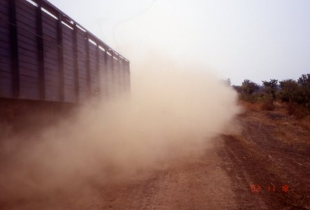 .piste Kitta - Bamako quand on croise un camion