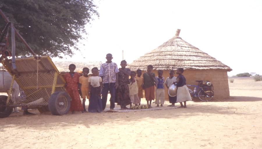Lundi 4 novembre (mon anniversaire) - Richard-Toll -> Ndiayène (82 Km)